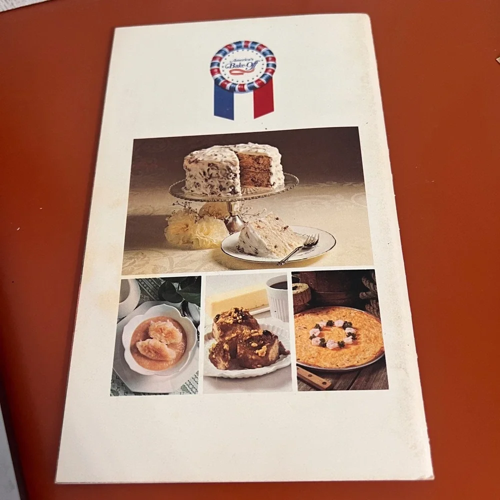 Vintage Pillsbury America's Bake-Off Cookbook 100 Winning Recipes Bake-Off‎ 27